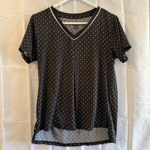 Flora Nikrooz Womens S 6/8 Soft Black Pink‎ Pajama Set Sleep Shirt Capris Pjs